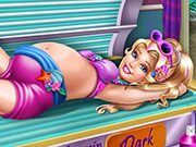 Ellie Pregnant Tanning Solarium